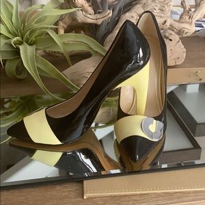 Charles Jourdan pumps